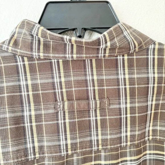 🎁5/$25 Woolrich Brown Plaid Button Down Shirt - Picture 8 of 9